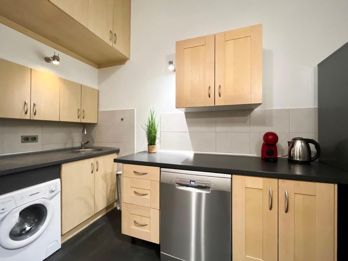 Heart Of Wroclaw - Spacious 3Rooms 75M2 As Home Apartamenty R243 외부 사진