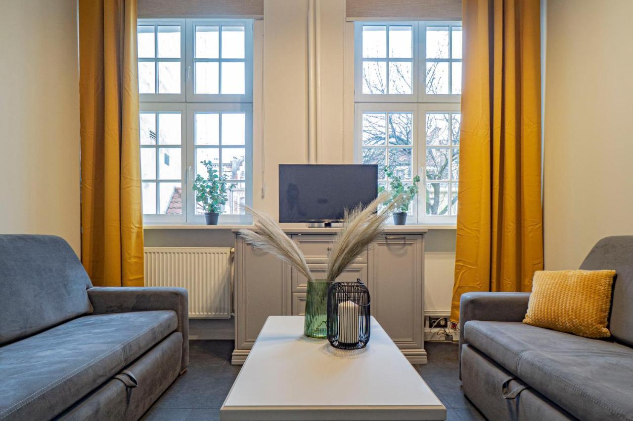 Heart Of Wroclaw - Spacious 3Rooms 75M2 As Home Apartamenty R243 외부 사진
